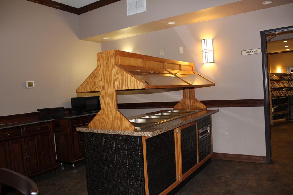 Bell'S Extended Stay And Suites Saint Robert Exterior foto