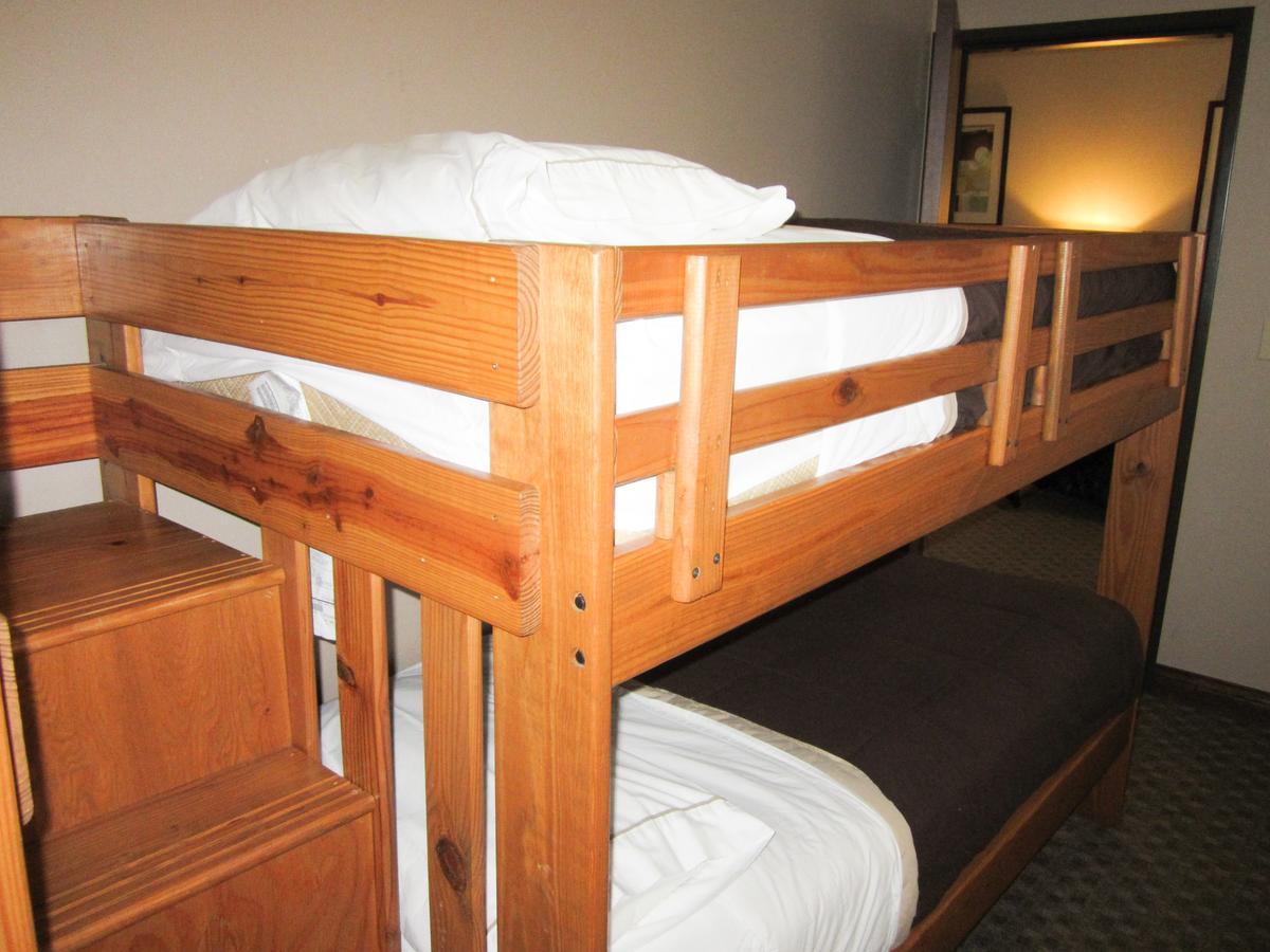 Bell'S Extended Stay And Suites Saint Robert Exterior foto